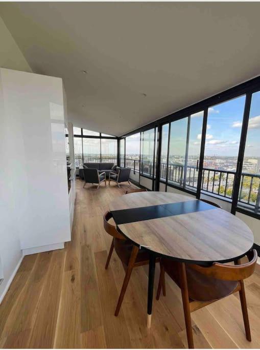 Penthouse / 2 Bedrooms In City Center Of Ανζέρ Εξωτερικό φωτογραφία