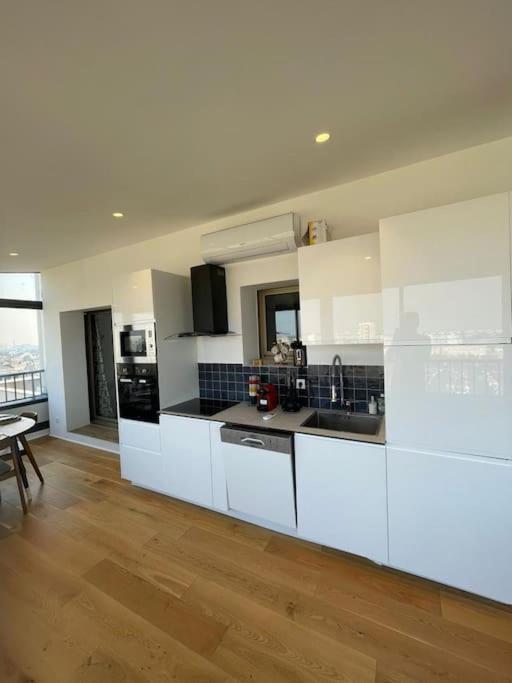 Penthouse / 2 Bedrooms In City Center Of Ανζέρ Εξωτερικό φωτογραφία