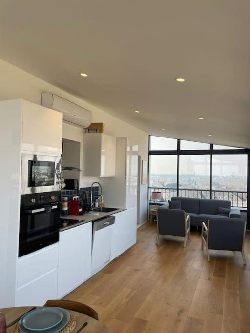 Penthouse / 2 Bedrooms In City Center Of Ανζέρ Εξωτερικό φωτογραφία